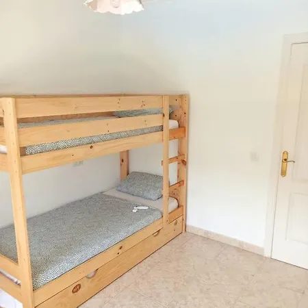 Cosy Avec Piscine Apartman